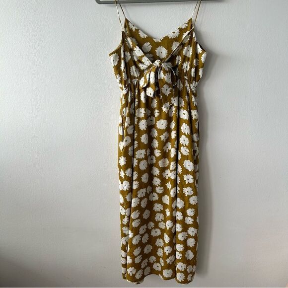 The Korner Floral midi Dress - Picture 4 of 9